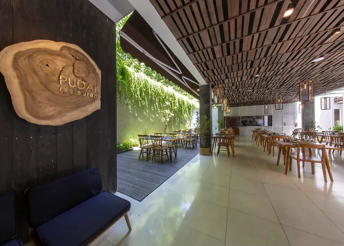 Hideaway Bali - By Kanaan Hospitality ウルワツ